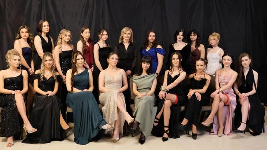 Studniówka 2025 - I Liceum Ogólnokształcące w Chełmie [GALERIA ZDJĘĆ]