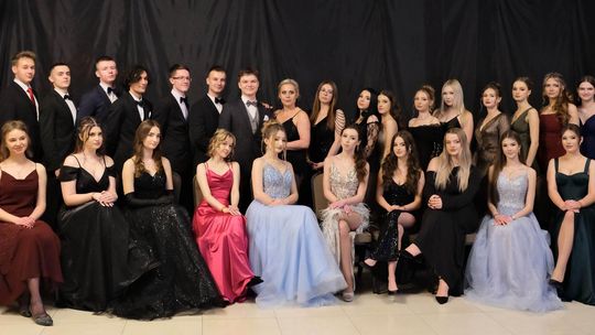 Studniówka 2025 - I Liceum Ogólnokształcące w Chełmie [GALERIA ZDJĘĆ]