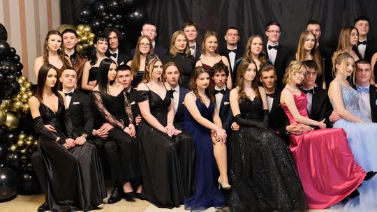Studniówka 2025 - I Liceum Ogólnokształcące w Chełmie [GALERIA ZDJĘĆ]
