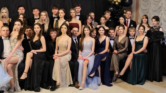 Studniówka 2025 - I Liceum Ogólnokształcące w Chełmie [GALERIA ZDJĘĆ]