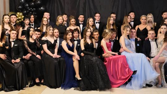 Studniówka 2025 - I Liceum Ogólnokształcące w Chełmie [GALERIA ZDJĘĆ]