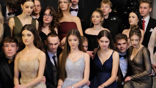 Studniówka 2025 - I Liceum Ogólnokształcące w Chełmie [GALERIA ZDJĘĆ]