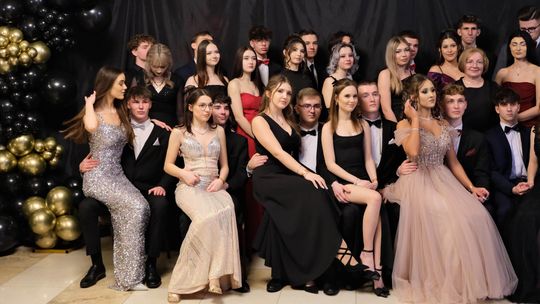 Studniówka 2025 - I Liceum Ogólnokształcące w Chełmie [GALERIA ZDJĘĆ]