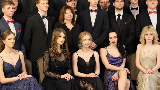 Studniówka 2025 - I Liceum Ogólnokształcące w Chełmie [GALERIA ZDJĘĆ]