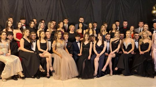 Studniówka 2025 - I Liceum Ogólnokształcące w Chełmie [GALERIA ZDJĘĆ]