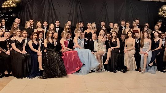 Studniówka 2025 - I Liceum Ogólnokształcące w Chełmie [GALERIA ZDJĘĆ]