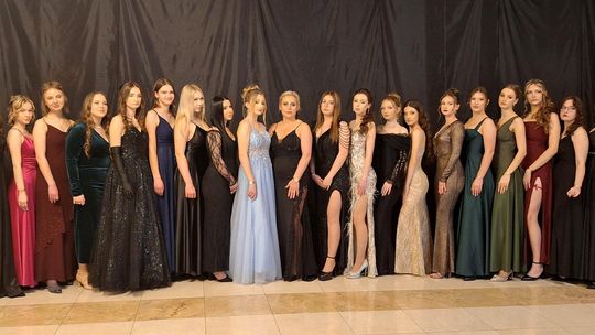 Studniówka 2025 - I Liceum Ogólnokształcące w Chełmie [GALERIA ZDJĘĆ]