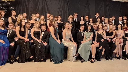 Studniówka 2025 - I Liceum Ogólnokształcące w Chełmie [GALERIA ZDJĘĆ]