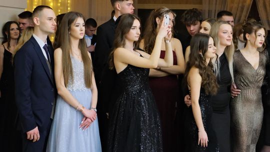 Studniówka 2025 - I Liceum Ogólnokształcące w Chełmie [GALERIA ZDJĘĆ]