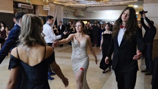 Studniówka 2025 - I Liceum Ogólnokształcące w Chełmie [GALERIA ZDJĘĆ]