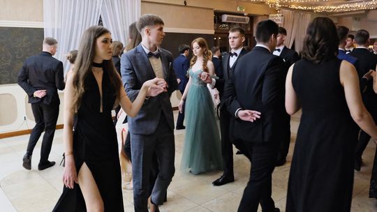 Studniówka 2025 - I Liceum Ogólnokształcące w Chełmie [GALERIA ZDJĘĆ]