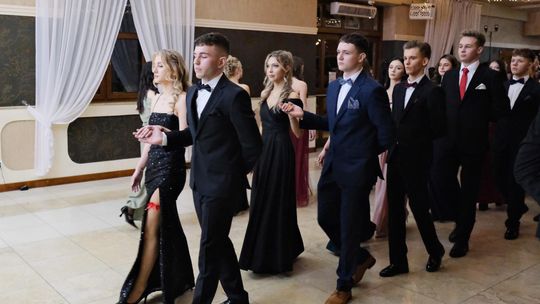 Studniówka 2025 - I Liceum Ogólnokształcące w Chełmie [GALERIA ZDJĘĆ]