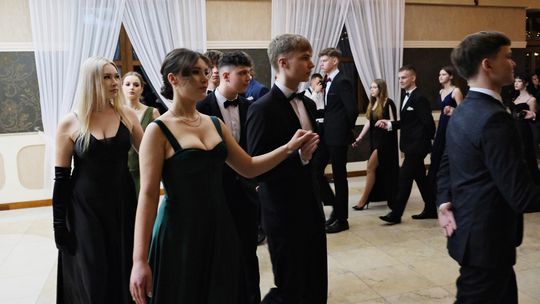 Studniówka 2025 - I Liceum Ogólnokształcące w Chełmie [GALERIA ZDJĘĆ]