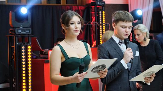 Studniówka 2025 - I Liceum Ogólnokształcące w Chełmie [GALERIA ZDJĘĆ]