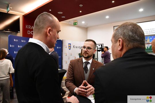 Krasnostawskie Forum Biznesu 2025. Liderzy wymienili się doświadczeniami [GALERIA ZDJĘĆ]