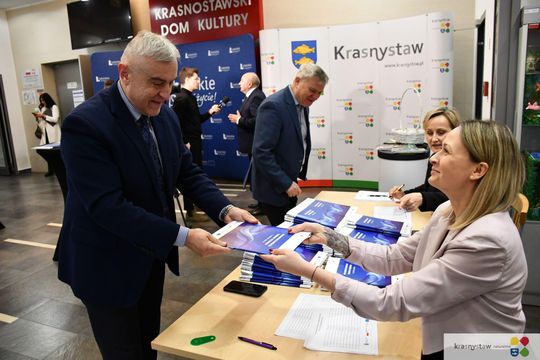 Krasnostawskie Forum Biznesu 2025. Liderzy wymienili się doświadczeniami [GALERIA ZDJĘĆ]