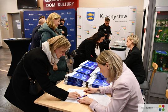 Krasnostawskie Forum Biznesu 2025. Liderzy wymienili się doświadczeniami [GALERIA ZDJĘĆ]