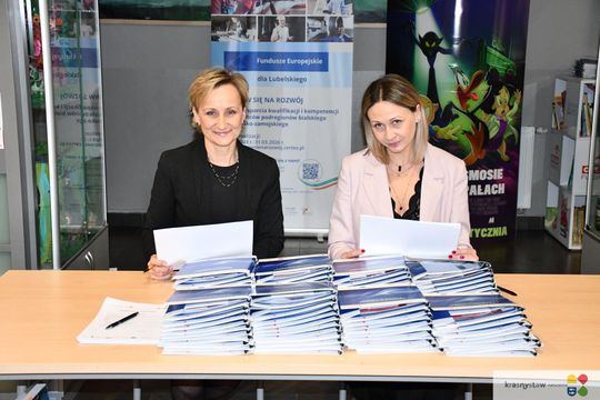 Krasnostawskie Forum Biznesu 2025. Liderzy wymienili się doświadczeniami [GALERIA ZDJĘĆ]