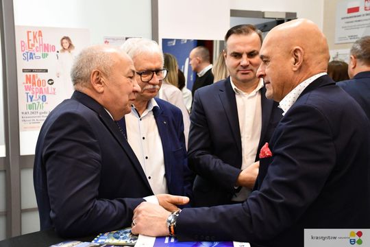 Krasnostawskie Forum Biznesu 2025. Liderzy wymienili się doświadczeniami [GALERIA ZDJĘĆ]