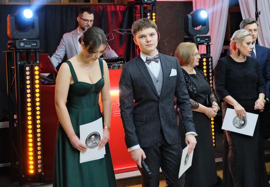 Studniówka 2025 - I Liceum Ogólnokształcące w Chełmie [GALERIA ZDJĘĆ]