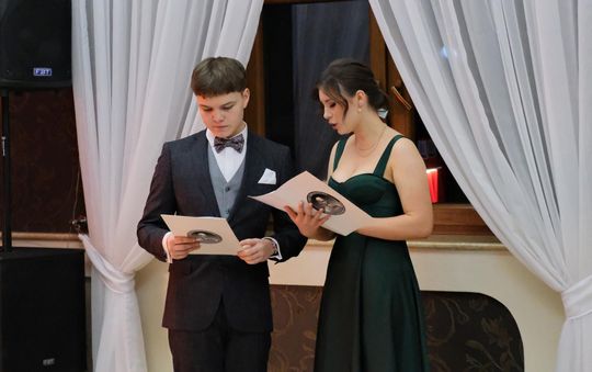 Studniówka 2025 - I Liceum Ogólnokształcące w Chełmie [GALERIA ZDJĘĆ]