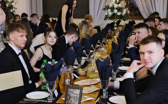 Studniówka 2025 - I Liceum Ogólnokształcące w Chełmie [GALERIA ZDJĘĆ]