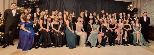 Studniówka 2025 - I Liceum Ogólnokształcące w Chełmie [GALERIA ZDJĘĆ]