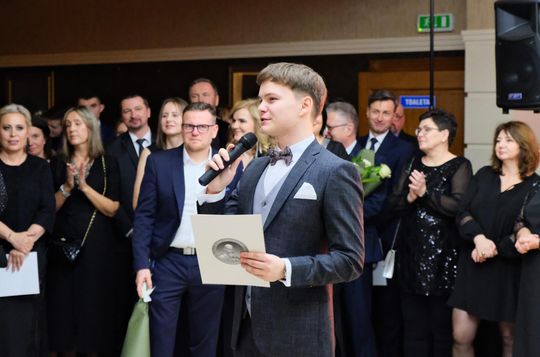 Studniówka 2025 - I Liceum Ogólnokształcące w Chełmie [GALERIA ZDJĘĆ]