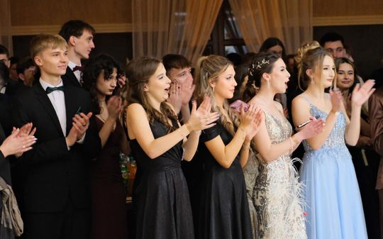 Studniówka 2025 - I Liceum Ogólnokształcące w Chełmie [GALERIA ZDJĘĆ]