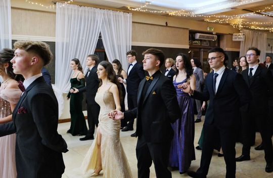 Studniówka 2025 - I Liceum Ogólnokształcące w Chełmie [GALERIA ZDJĘĆ]