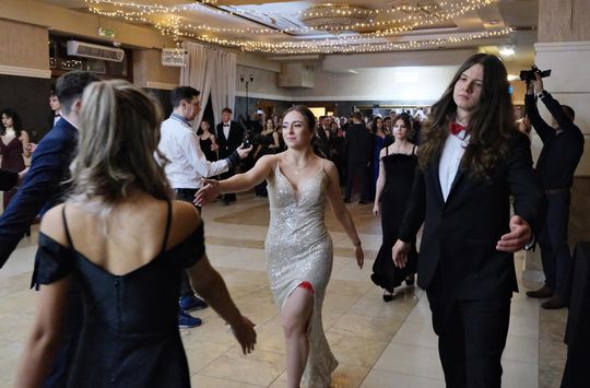 Studniówka 2025 - I Liceum Ogólnokształcące w Chełmie [GALERIA ZDJĘĆ]