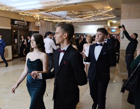 Studniówka 2025 - I Liceum Ogólnokształcące w Chełmie [GALERIA ZDJĘĆ]