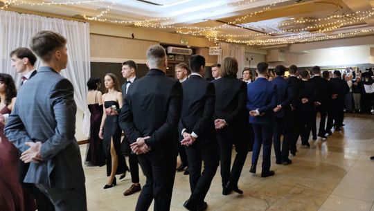 Studniówka 2025 - I Liceum Ogólnokształcące w Chełmie [GALERIA ZDJĘĆ]