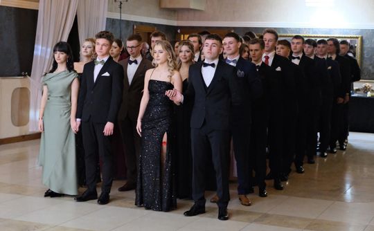 Studniówka 2025 - I Liceum Ogólnokształcące w Chełmie [GALERIA ZDJĘĆ]