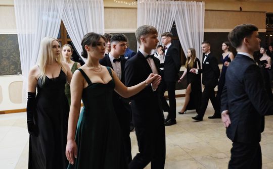 Studniówka 2025 - I Liceum Ogólnokształcące w Chełmie [GALERIA ZDJĘĆ]