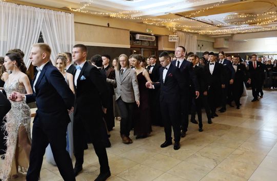 Studniówka 2025 - I Liceum Ogólnokształcące w Chełmie [GALERIA ZDJĘĆ]