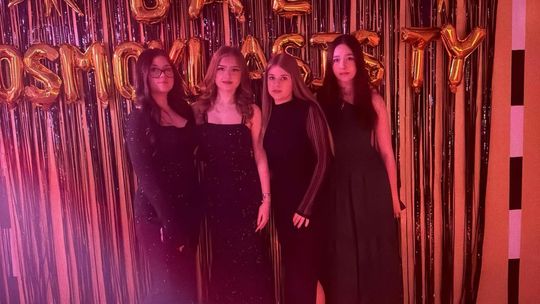 Chełm. Bal ósmoklasistów ze Szkoły Podstawowej nr 1 w Chełmie [GALERIA ZDJĘĆ]