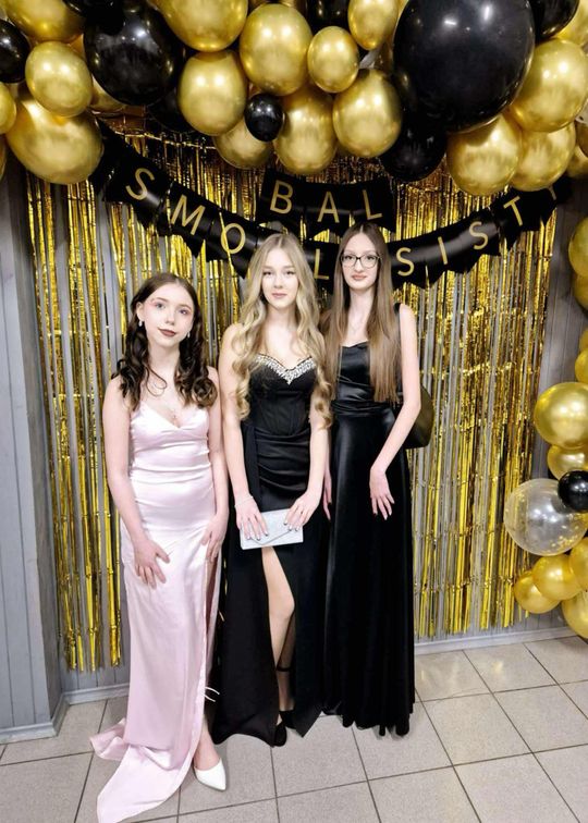 Chełm. Bal ósmoklasistów ze Szkoły Podstawowej nr 1 w Chełmie [GALERIA ZDJĘĆ]