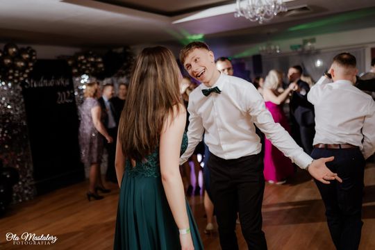 Studniówka Zespół Szkół Nr 2 im. Bartosza Głowackiego w Krasnymstawie Studniówka Zespół Szkół Nr 2 im. Bartosza Głowackiego w Krasnymstawie