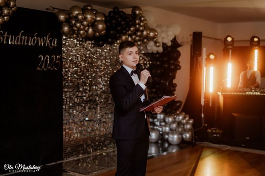 Studniówka Zespół Szkół Nr 2 im. Bartosza Głowackiego w Krasnymstawie Studniówka Zespół Szkół Nr 2 im. Bartosza Głowackiego w Krasnymstawie