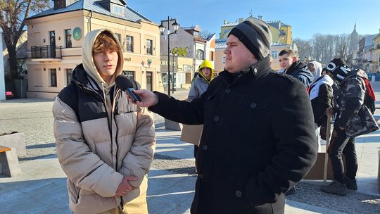 Chełm. Protest przeciw zmianom w chełmskiej oświacie [GALERIA ZDJĘĆ]