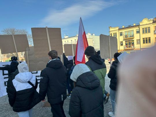 Chełm. Protest przeciw zmianom w chełmskiej oświacie [GALERIA ZDJĘĆ]