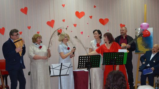 Walentynki w Miejskiej Bibliotece Publicznej w Krasnymstawie [GALERIA ZDJĘĆ]
