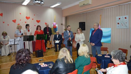 Walentynki w Miejskiej Bibliotece Publicznej w Krasnymstawie [GALERIA ZDJĘĆ]