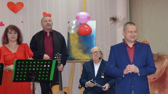 Walentynki w Miejskiej Bibliotece Publicznej w Krasnymstawie [GALERIA ZDJĘĆ]