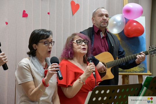 Walentynki w Miejskiej Bibliotece Publicznej w Krasnymstawie [GALERIA ZDJĘĆ]