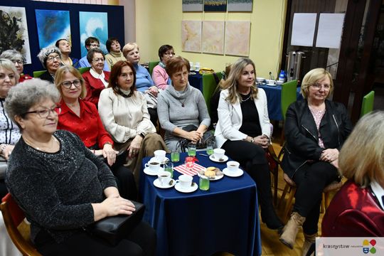 Walentynki w Miejskiej Bibliotece Publicznej w Krasnymstawie [GALERIA ZDJĘĆ]