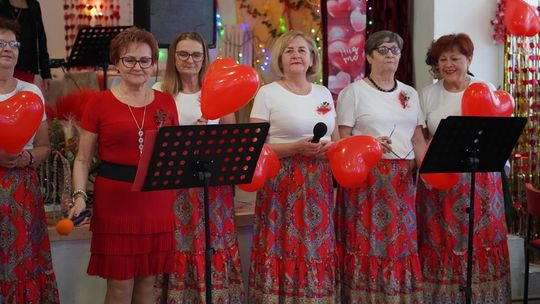 Seniorzy z "Oazy Radości" celebrują miłość! [GALERIA ZDJĘĆ]