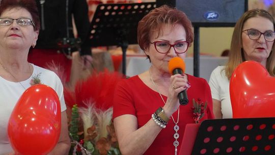Seniorzy z "Oazy Radości" celebrują miłość! [GALERIA ZDJĘĆ]