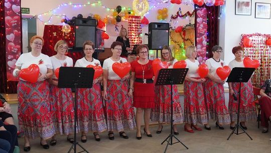 Seniorzy z "Oazy Radości" celebrują miłość! [GALERIA ZDJĘĆ]